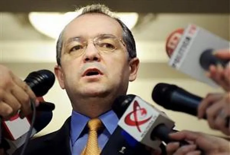 Legea salarizarii, amanata.