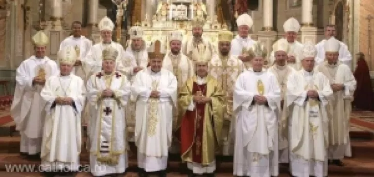 Toti episcopii romano-catolici si greco-catolici din Romania ii indeamna pe preoti si pe credinciosi sa participe la Referendum