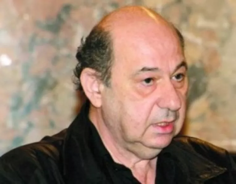 Un articol exceptional de Lucian Avramescu, la moartea prietenului sau Adrian Enescu